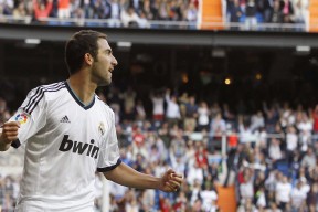 爱游戏体育平台-世界游泳锦标赛孙杨未能参赛，孙杨是哪两届游泳世锦赛的mvp